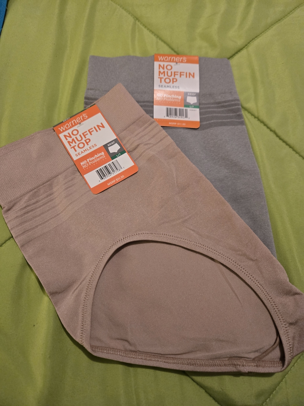 Warner's Seamless Shaping Briefs - Beige & Light Gray Two-Pack